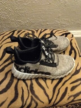 adidas Kids Black & Gray Knit Slip-On Sneakers